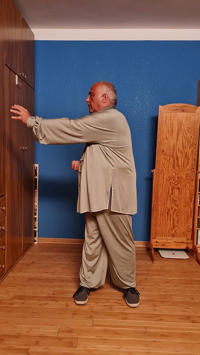 Yi Jin Jing 44