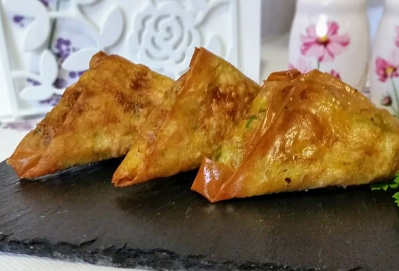 Samosa di pollo